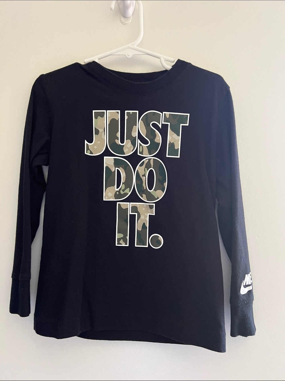 Nike Black Long-Sleeve Tee with Camo JUST DO IT Graphic